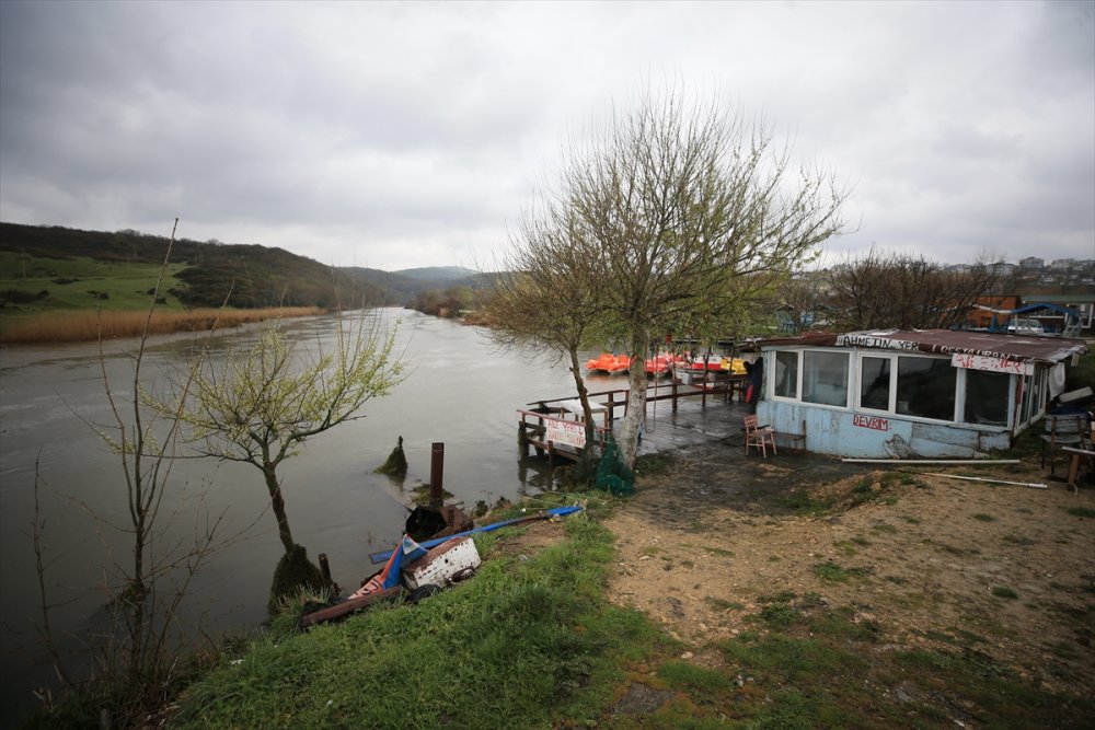 Kırklareli'nde barajın taştığı bölgede hasar tespit çalışması başlatıldı