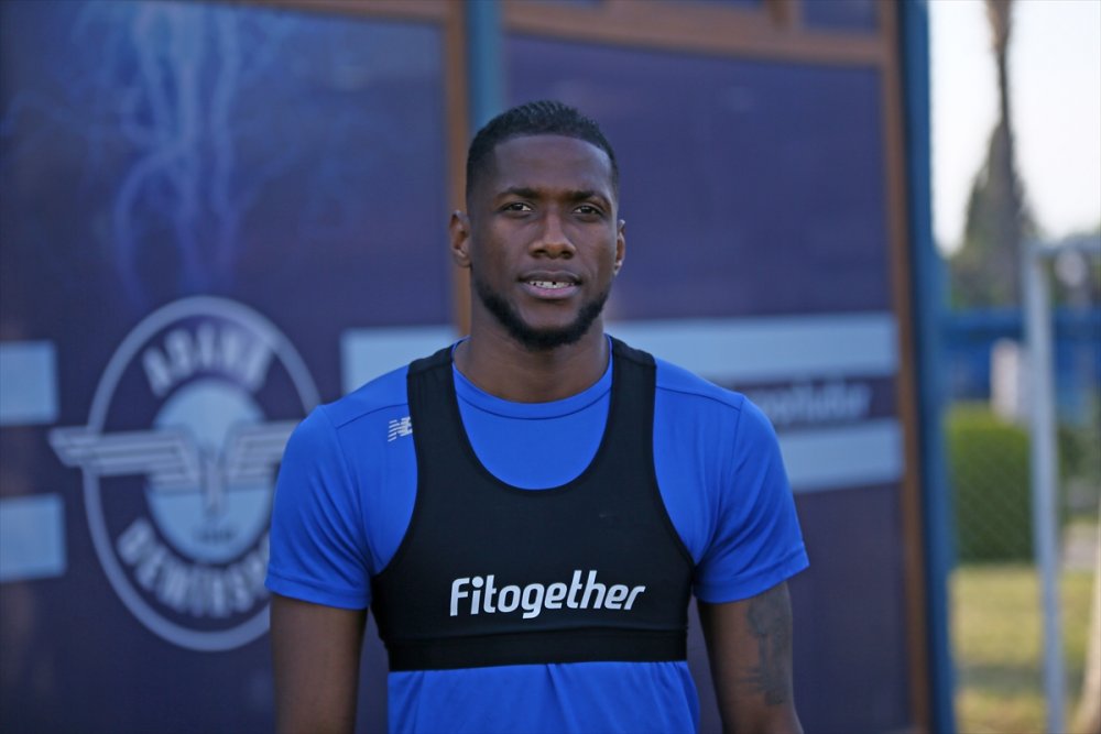 Adana Demirspor lideri devirmek istiyor