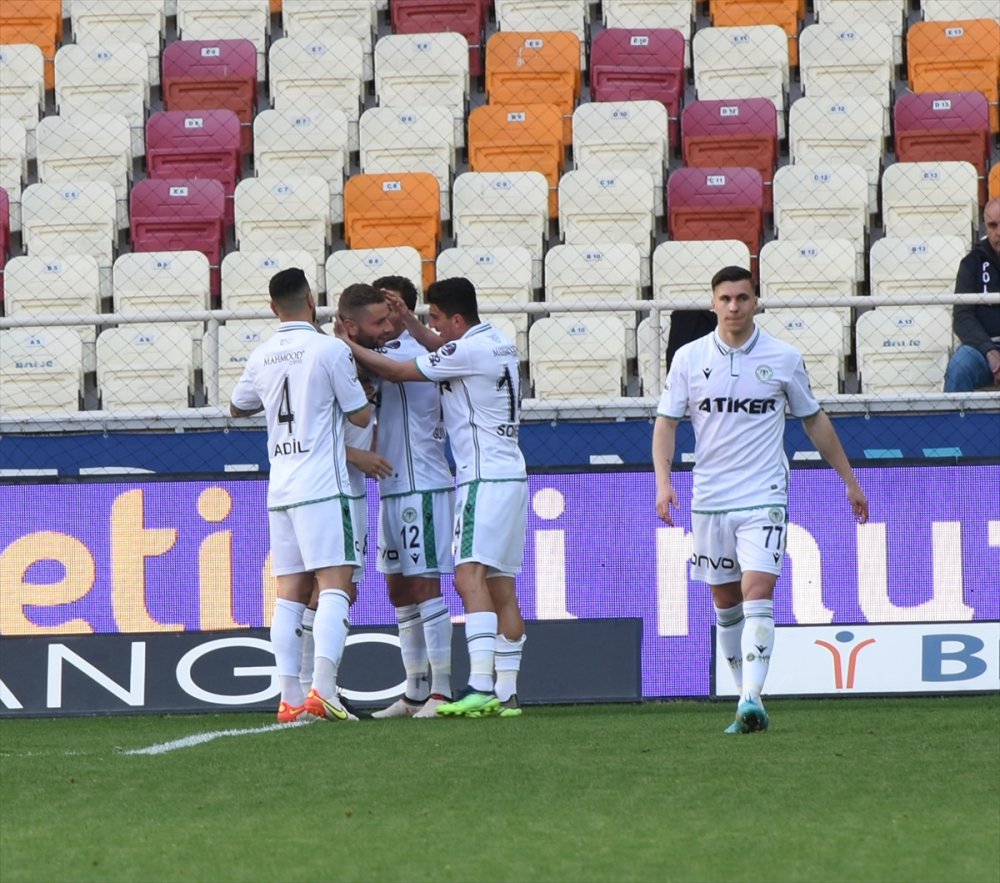 Konyaspor 2.lik için pes etmiyor 3-2