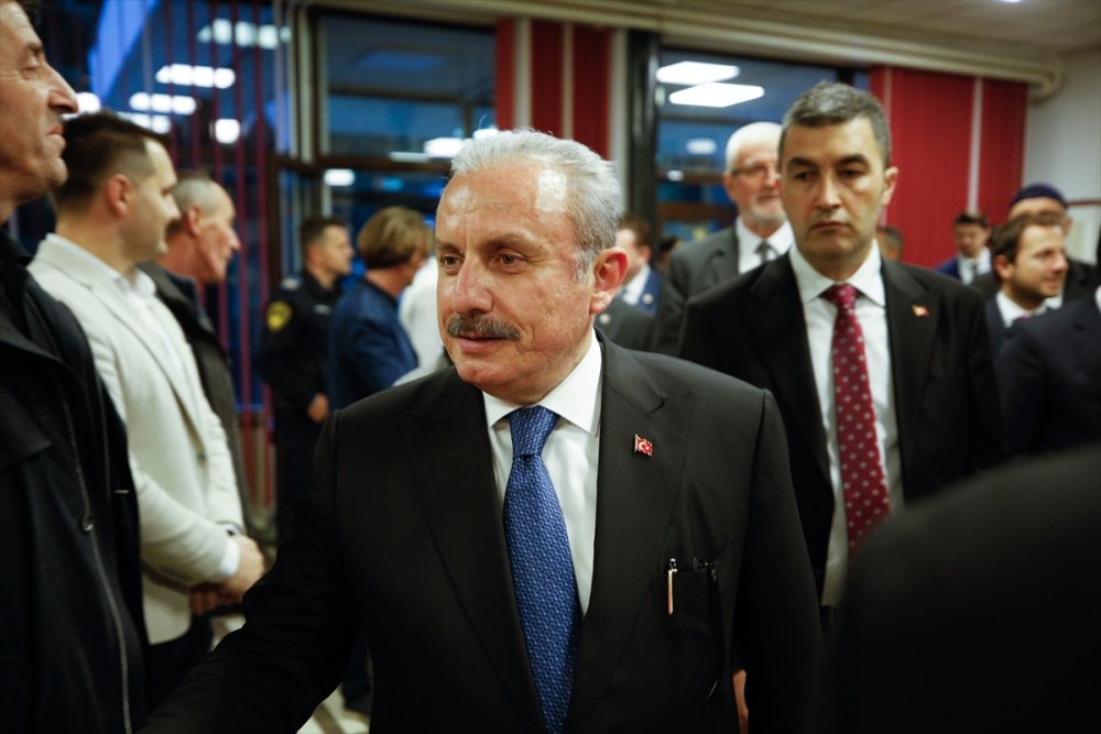 TBMM Başkanı Şentop, Bosna Hersek'in Travnik şehrinde iftar programına katıldı: