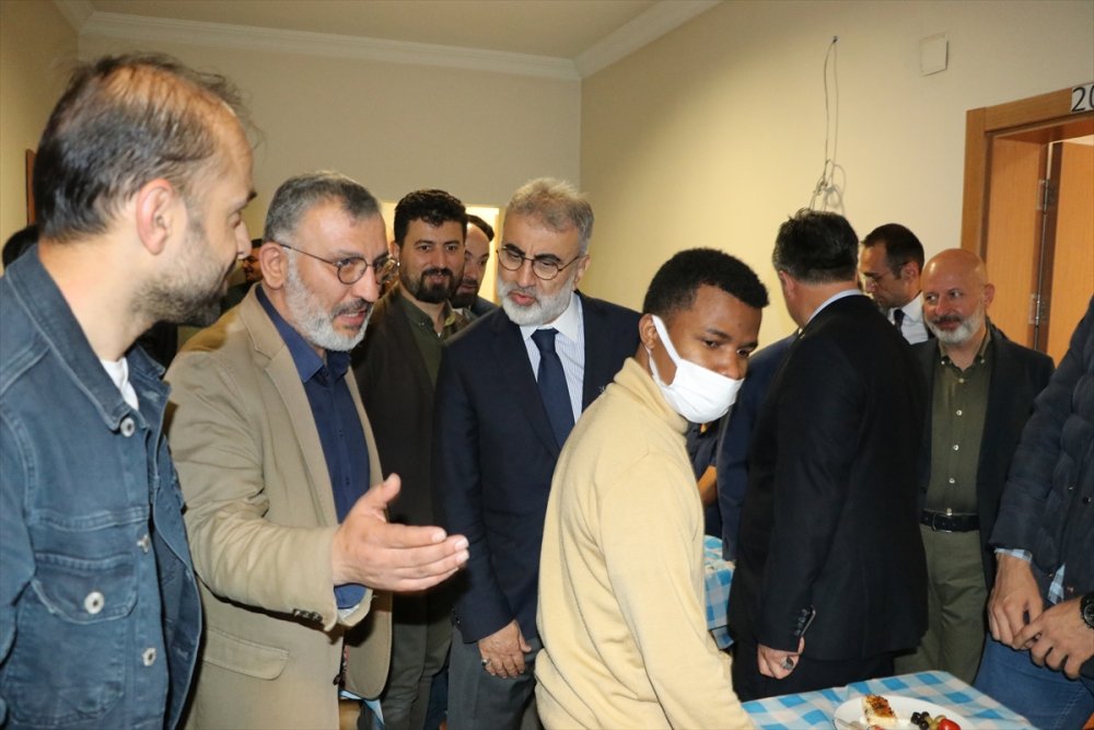 Kayseri'deki yabancı öğrenciler bayramlaşma programında buluştu