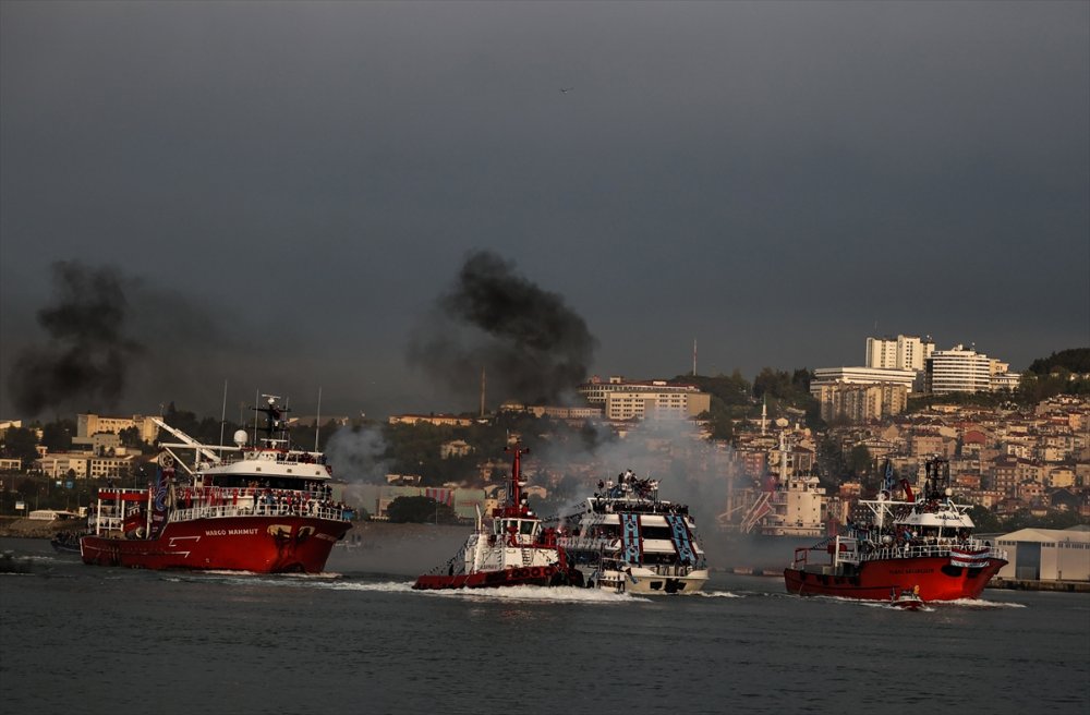 Trabzonspor, şampiyonluğunu kutluyor