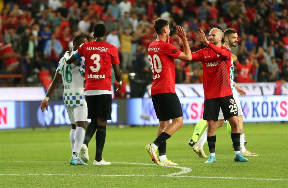 Gaziantepspor Küme Düşen Çaykur Rizespor’u 2-0 yendi