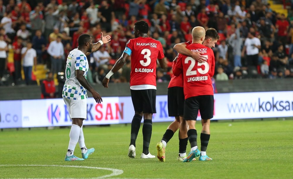 Gaziantepspor Küme Düşen Çaykur Rizespor’u 2-0 yendi