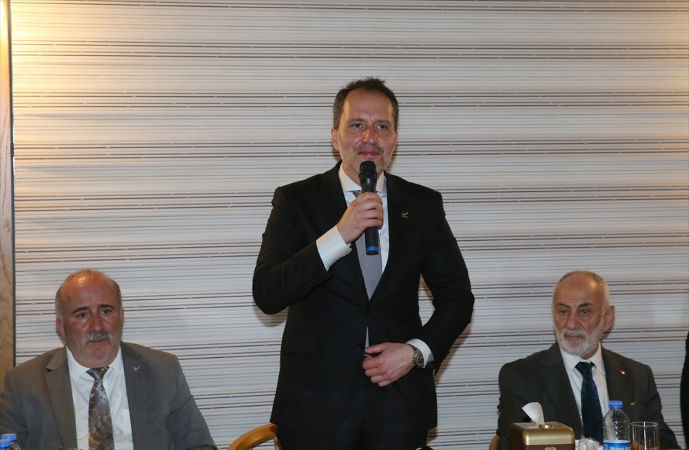 Yeniden Refah Partisi Genel Başkanı Fatih Erbakan Sivas'ta konuştu: