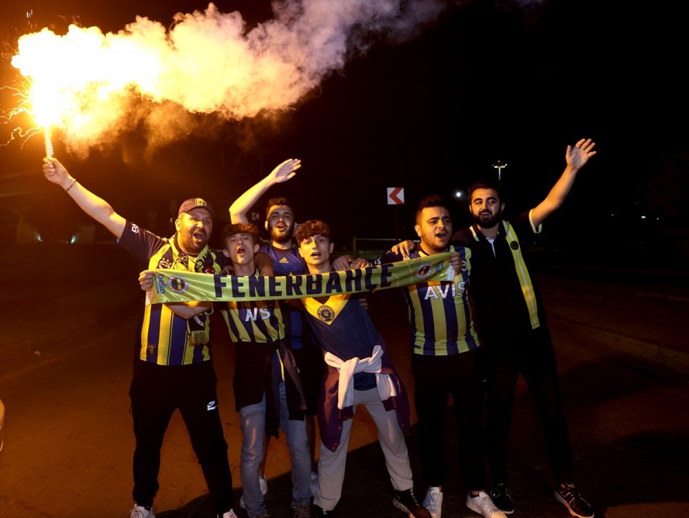 Portekizli teknik direktör Jesus, Fenerbahçe için İstanbul'a geldi