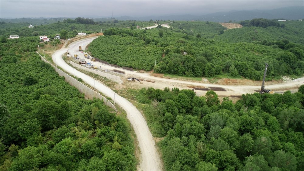 Karadeniz Sahil Yolu'nda onarım çalışmaları sürüyor
