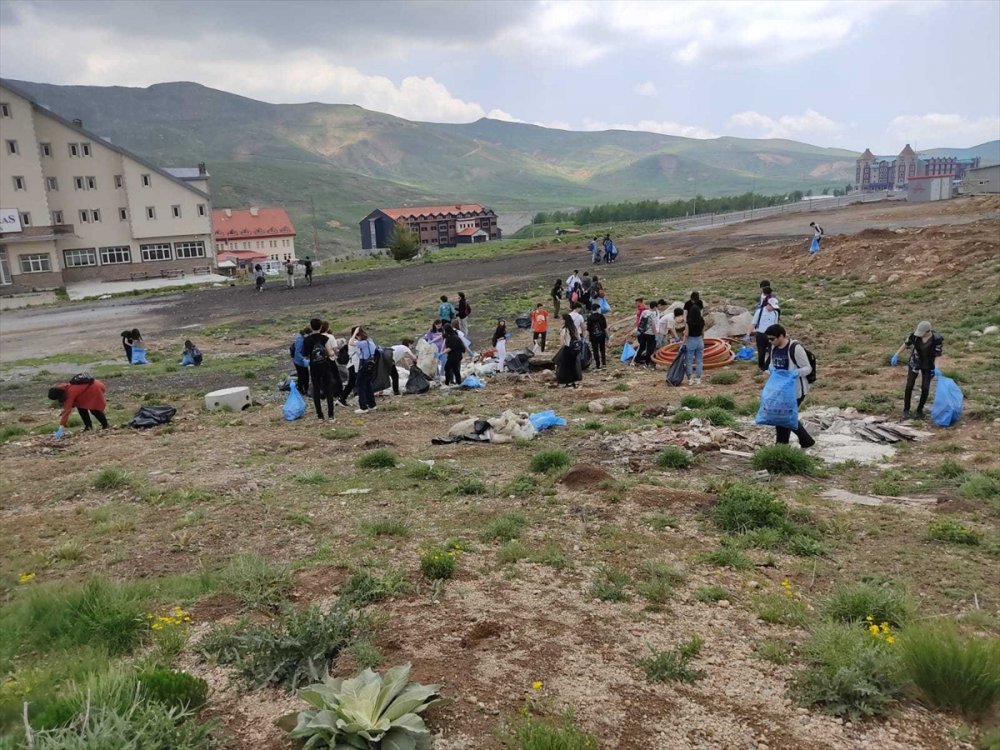 Bu Gönüllüler Alkışlanır. Erciyes'te 4,8 ton atık topladı