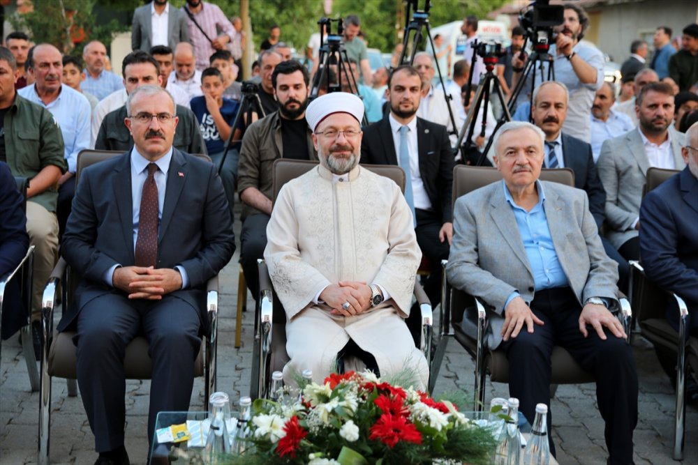Diyanet İşleri Başkanı Erbaş, Elazığ'da Kur'an Kursu açılışında konuştu: