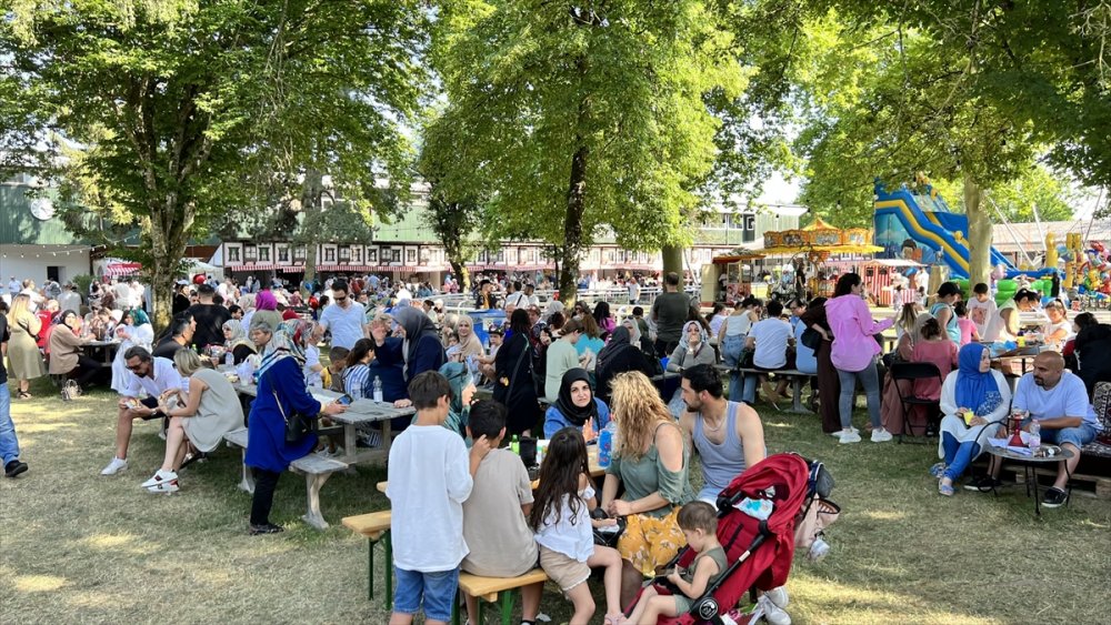 İsviçre'de 2. Türk Kültür Festivali yoğun ilgiyle yapıldı