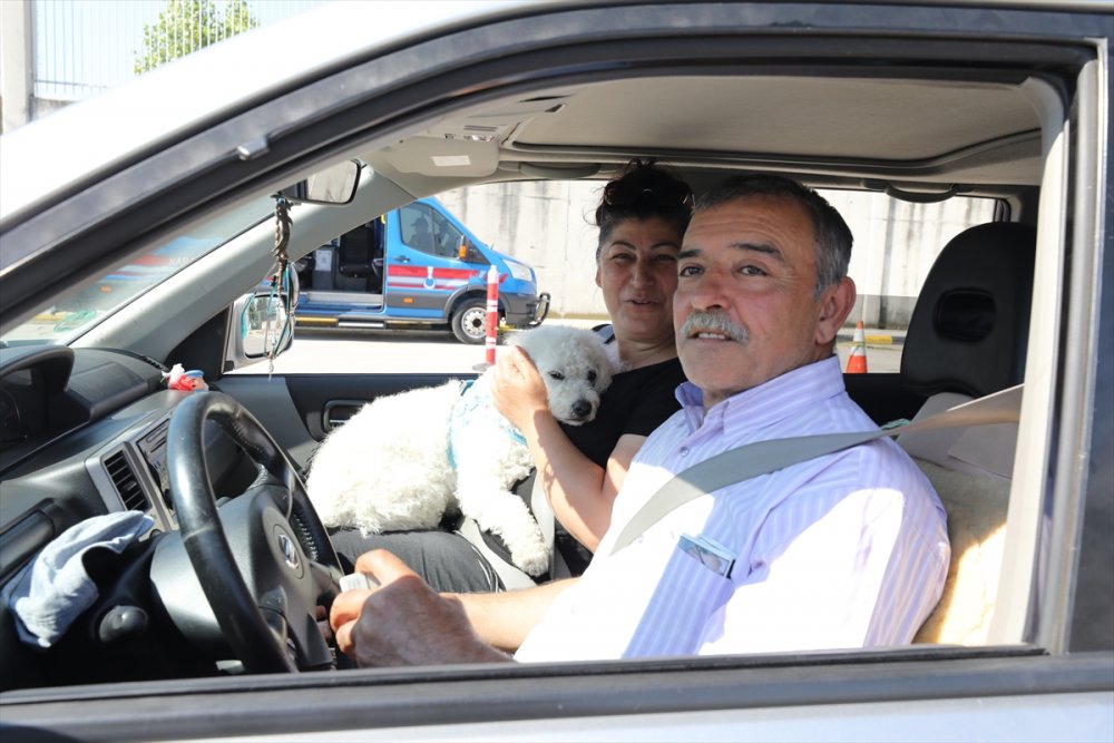 Kapıkule'den Türkiye'ye giriş yapan gurbetçilerin sözleri duygulandırıyor