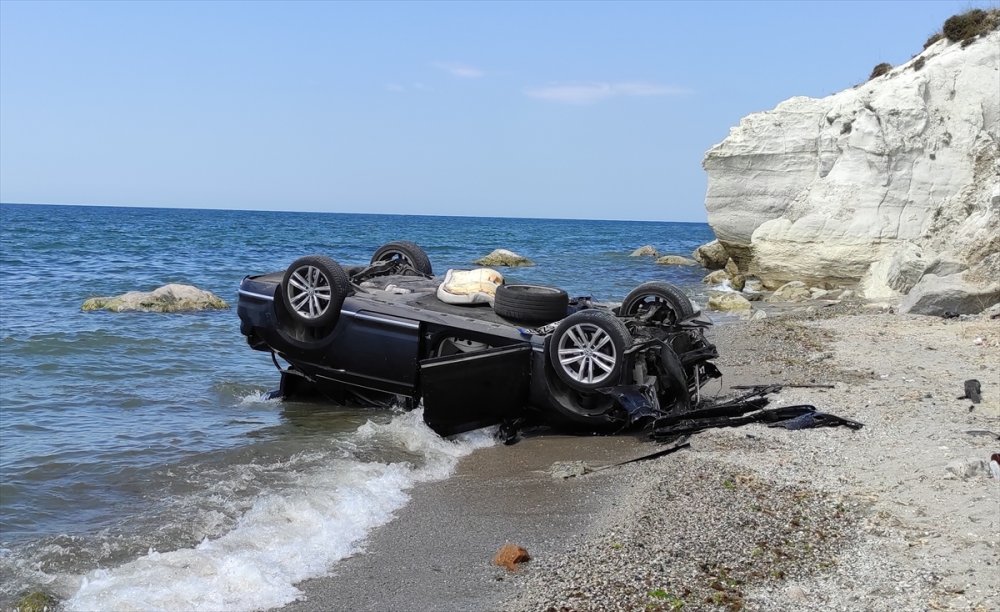 Beylikdüzü'nde bir kişi haciz gelen otomobilini uçurumdan attı