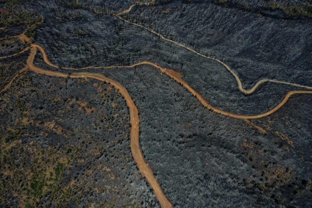 Marmaris'te yanan alanlar havadan görüntülendi