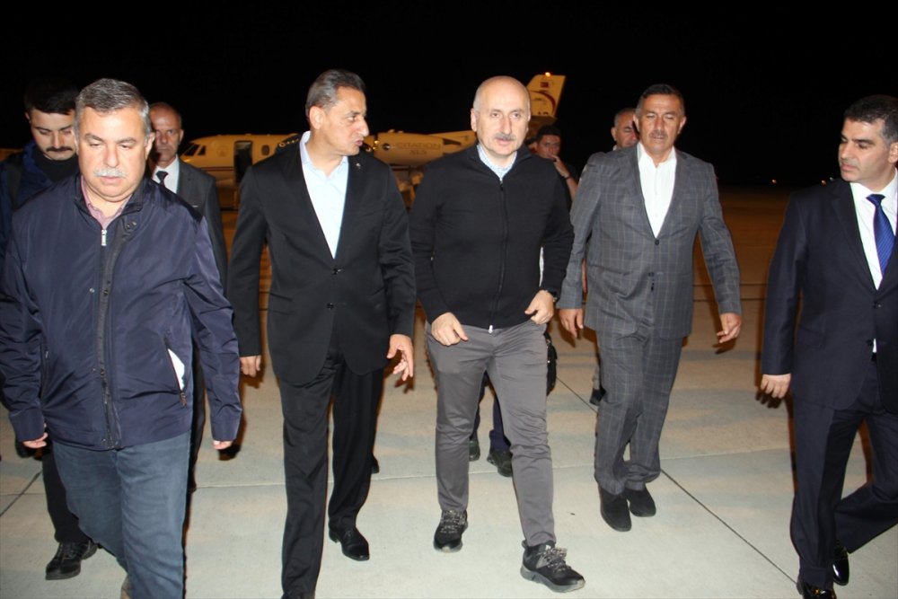 Bakan Karaismailoğlu, :