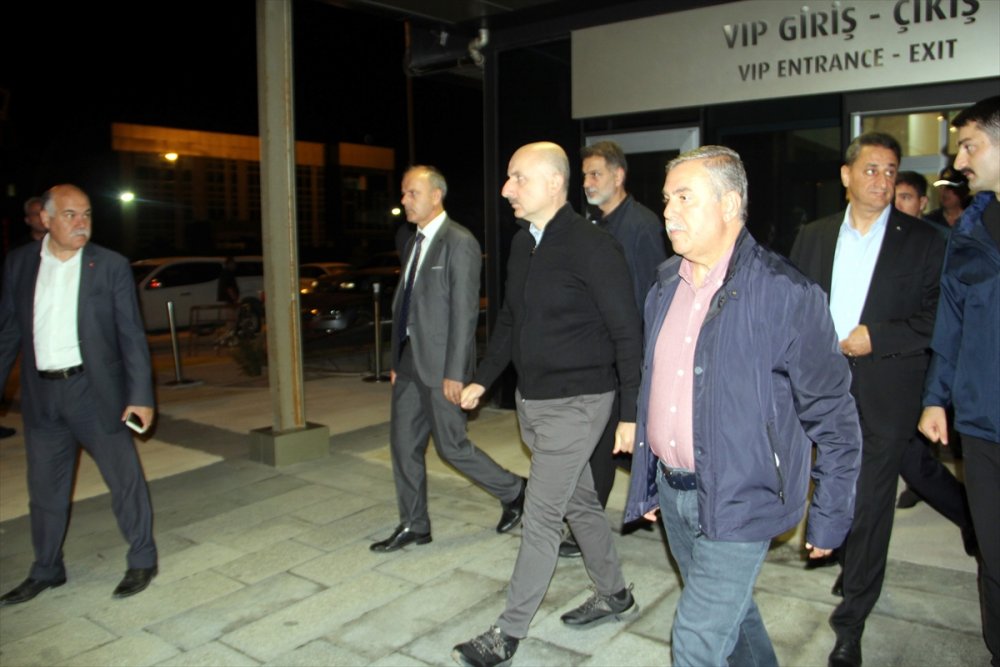 Bakan Karaismailoğlu, :