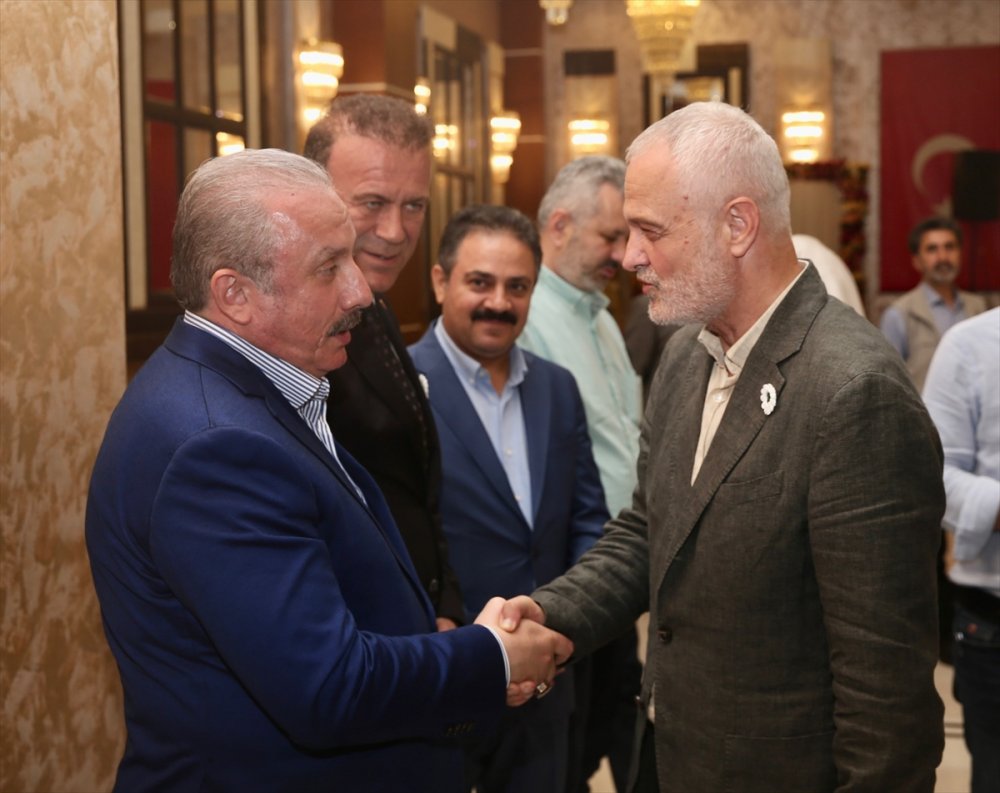 TBMM Başkanı Şentop, Bayrampaşa'daki Srebrenitsa Boşnak Soykırımı Anıtı'nı ziyaret etti: