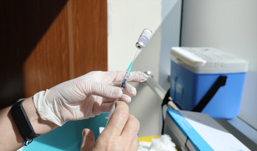 Trakya'daki hastanelerde "hatırlatma dozu" yoğunluğu oluştu