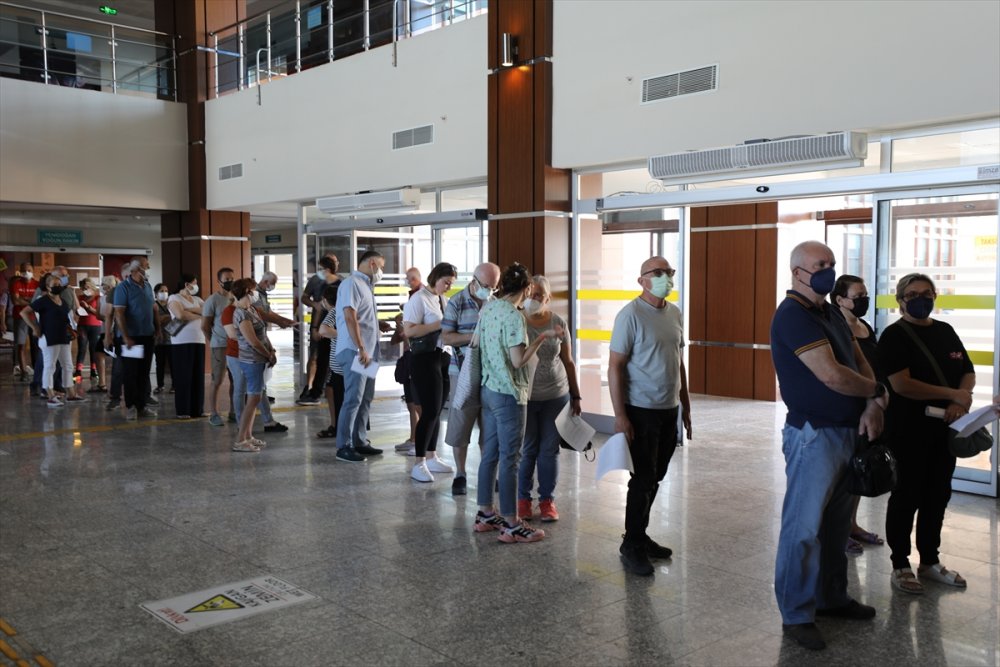Trakya'daki hastanelerde "hatırlatma dozu" yoğunluğu oluştu