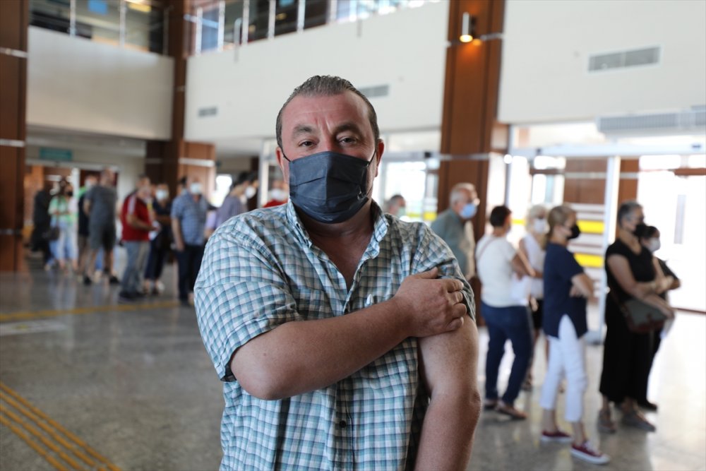 Trakya'daki hastanelerde "hatırlatma dozu" yoğunluğu oluştu