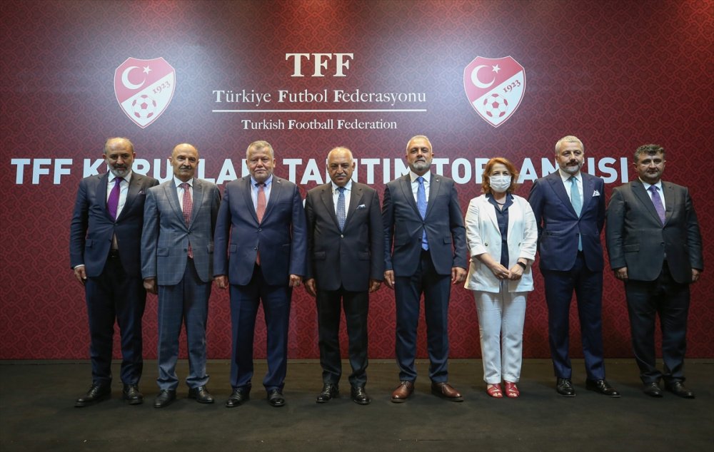 TFF bünyesinde görev yapan hukuk kurullarının başkan ve üyeleri tanıtıldı