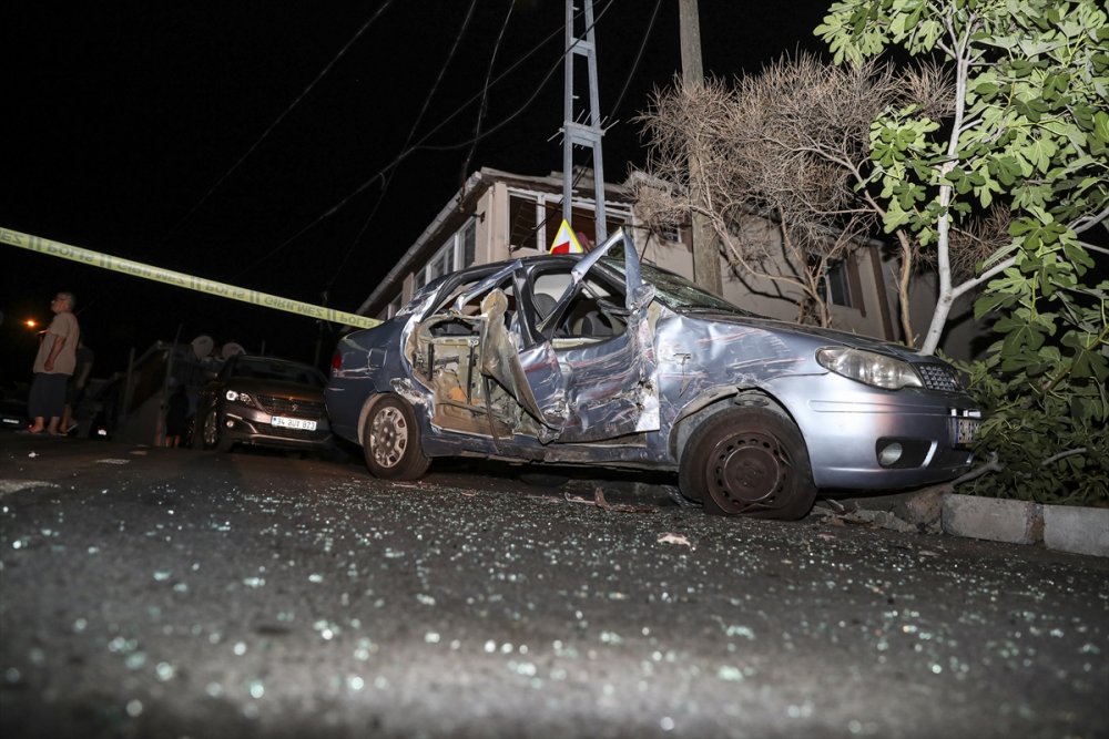 Sarıyer’de kamyon gecekondunun üzerine düştü, 4 kişi yaralandı