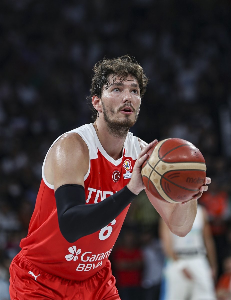 Millilerimiz Hazırlık maçında Slovenya’ya son anda yenildi