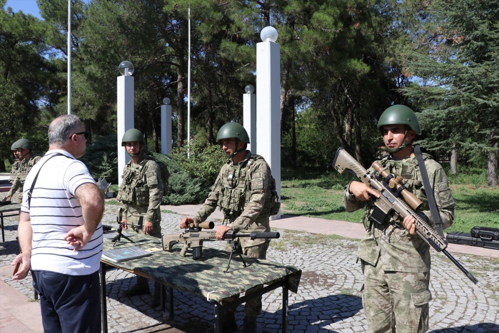 Edirne'de "yerli ve milli silahlar" sergilendi