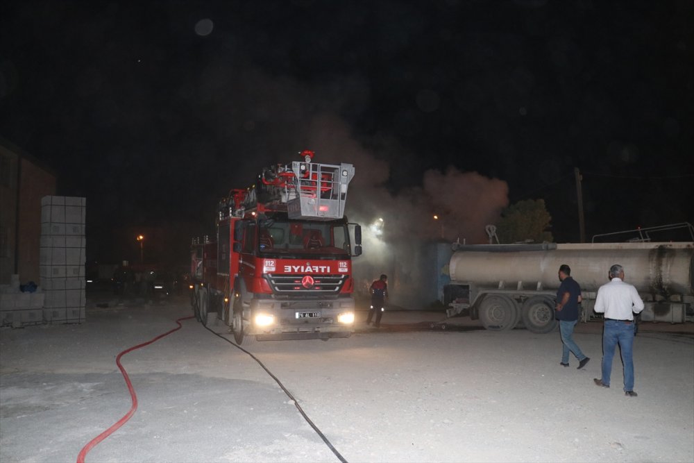 Iğdır'da sebze halinde çıkan yangın söndürüldü