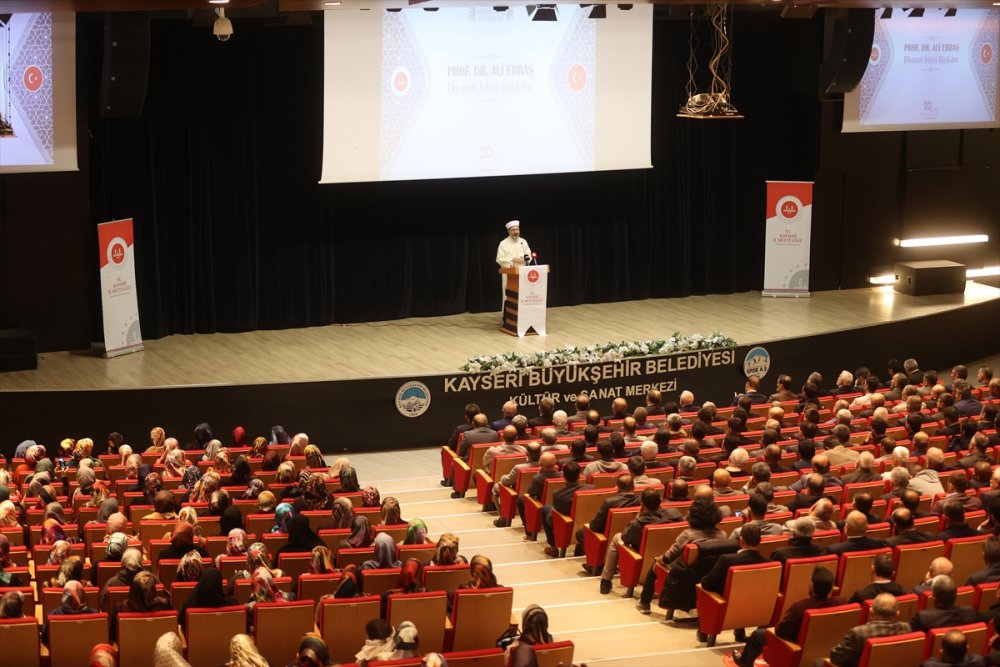 Diyanet İşleri Başkanı Erbaş, Kayseri’de din görevlileri ile bir araya geldi: