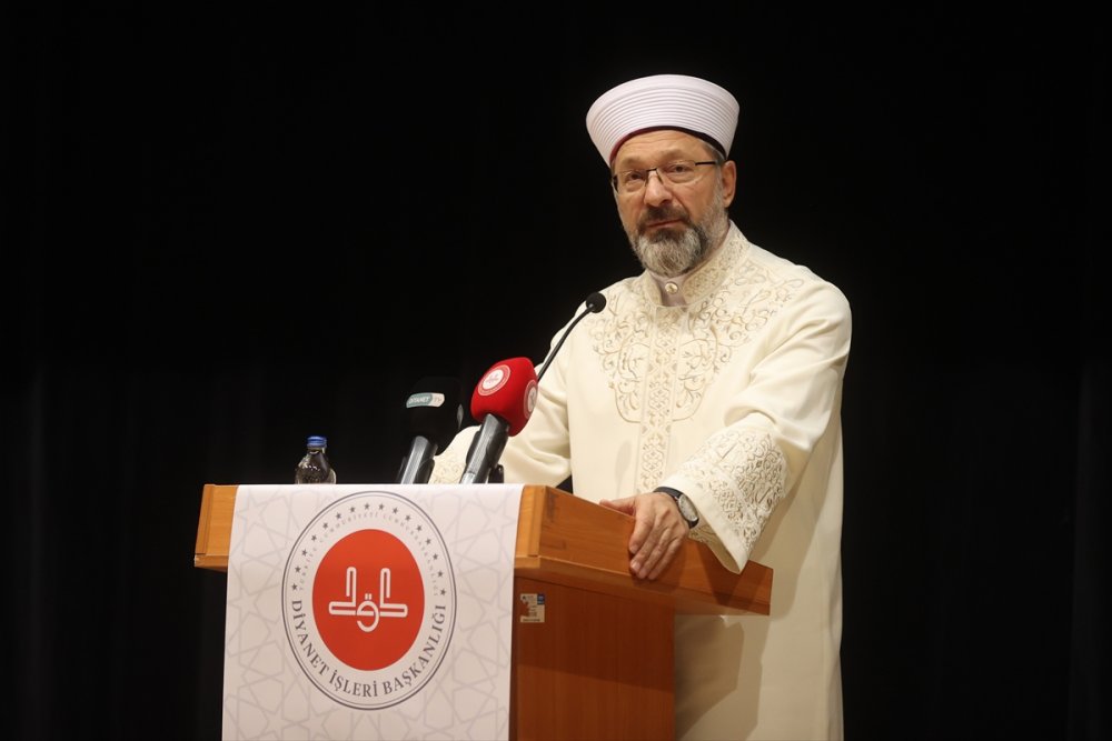 Diyanet İşleri Başkanı Erbaş, Kayseri’de din görevlileri ile bir araya geldi: