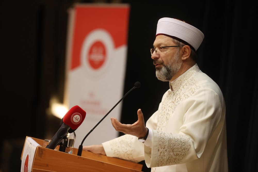 Diyanet İşleri Başkanı Erbaş, Kayseri’de din görevlileri ile bir araya geldi: