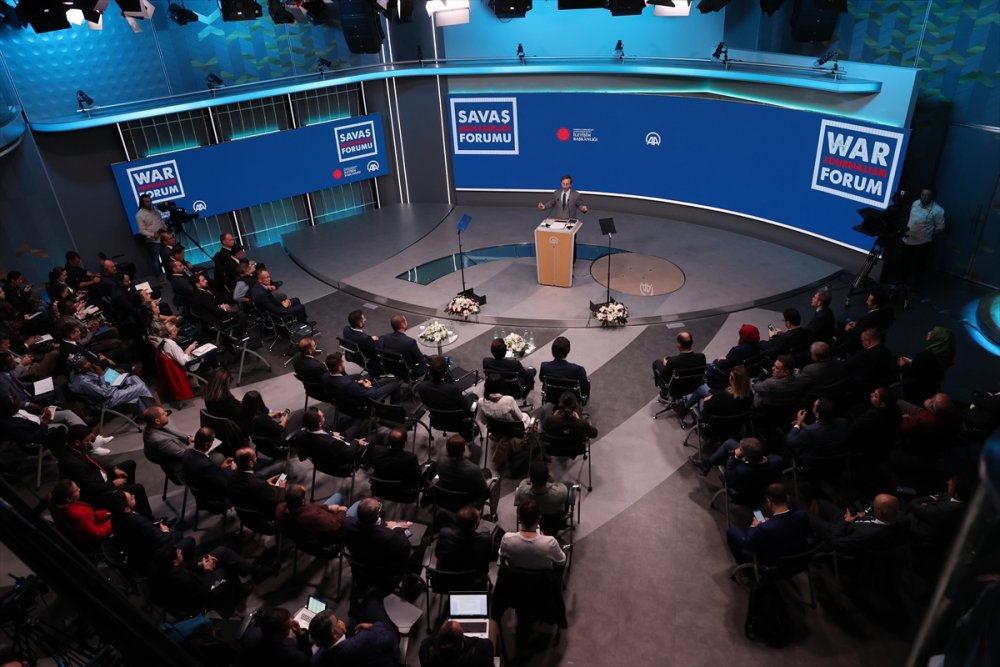 İletişim Başkanı Altun, "Savaş Muhabirleri bazen savaşın seyrini değiştirebilir"