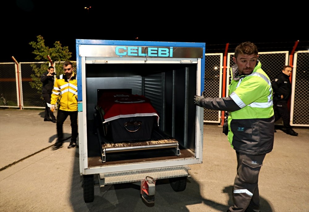 Solingen faciasında 5 yakınını kaybeden Mevlüde Genç'in cenazesi Samsun'a getirildi