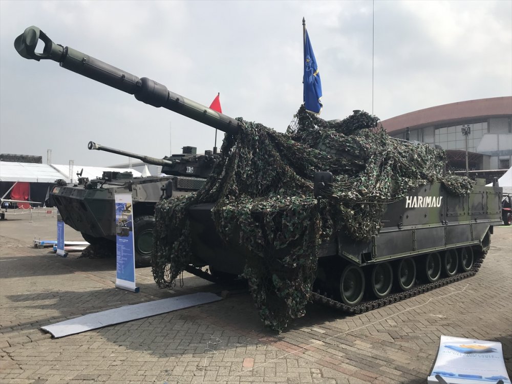 Türk savunma sanayisi ürünleri Asya ülkeleriyle buluştu