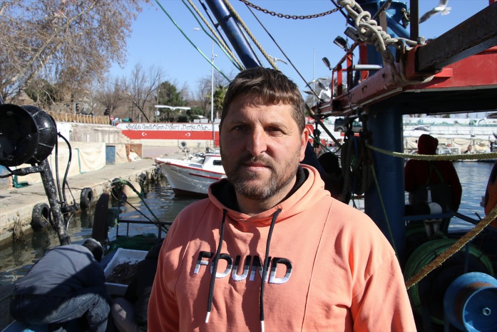 Tekirdağ'da küçük tekne balıkçıları kıyıya karidesle döndü