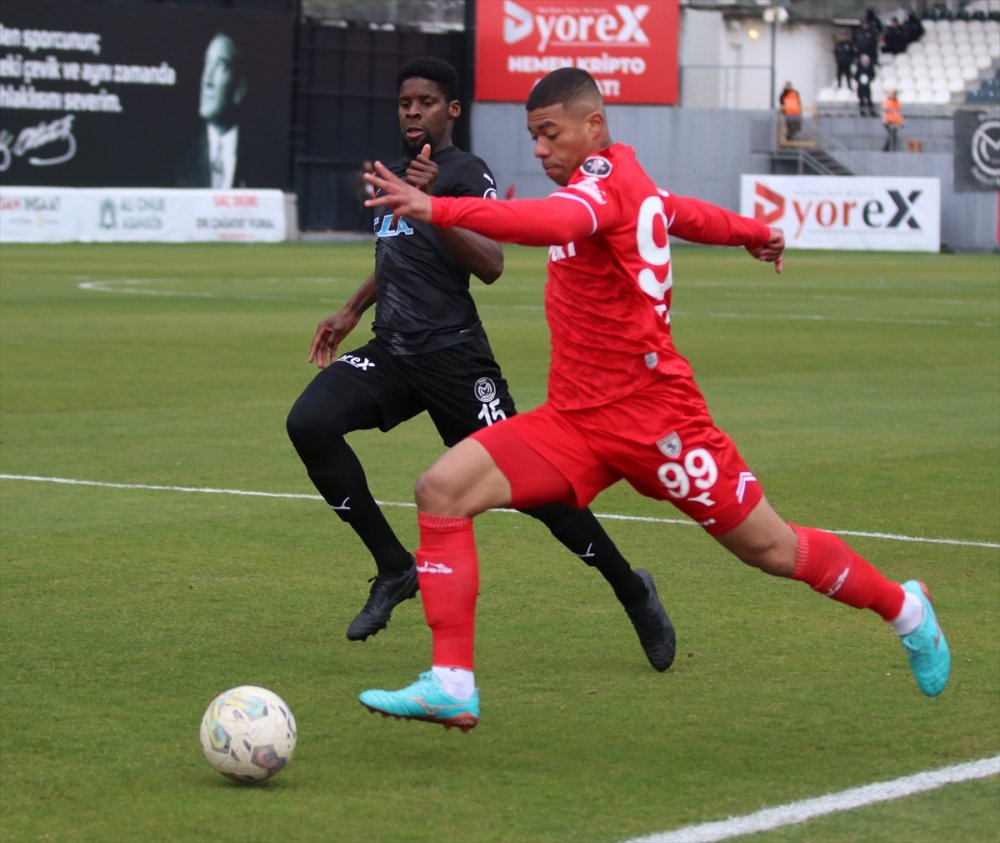 1. Lig’de Manisaspor Lider Samsunspor’dan bir puanı kaptı