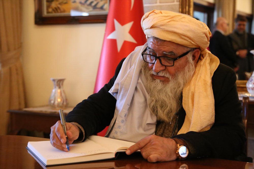 Afgan Kızılayı, depremzedeler için yaklaşık 940 bin Türk lirası yardımda bulundu