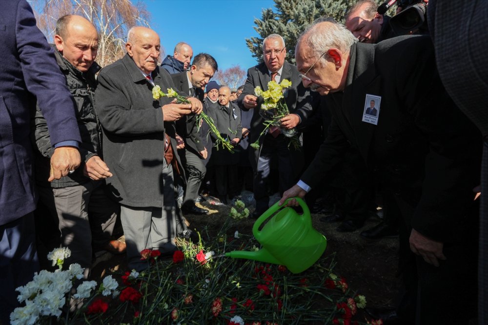 Eski CHP Genel Başkanı Baykal son yolculuğuna uğurlandı