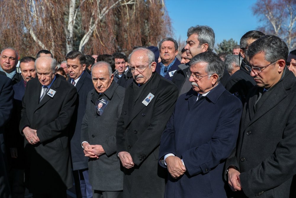 Eski CHP Genel Başkanı Baykal son yolculuğuna uğurlandı