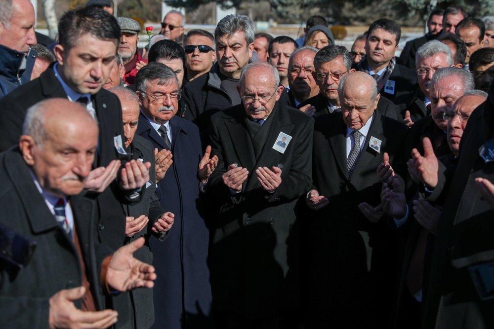 Eski CHP Genel Başkanı Baykal son yolculuğuna uğurlandı