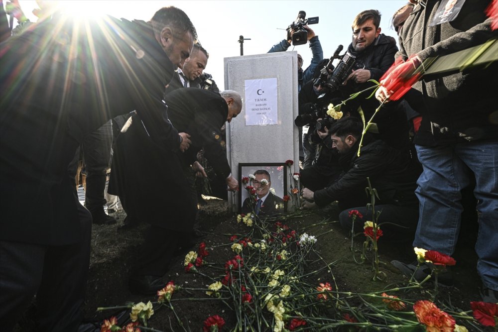 Eski CHP Genel Başkanı Baykal son yolculuğuna uğurlandı