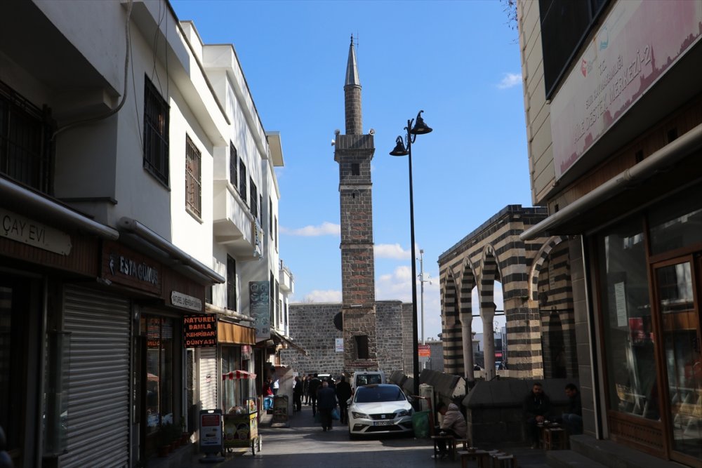 Diyarbakır'da tespit yapılan 606 tescilli yapıdan 4'ü ağır, 30'u ise orta hasarlı