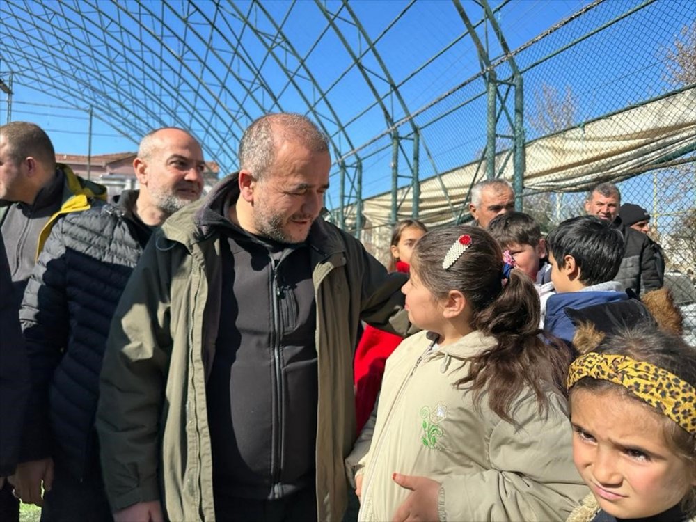 Adıyaman Gölbaşı'nda depremin yaralarını sarmak için çalışmalar sürüyor