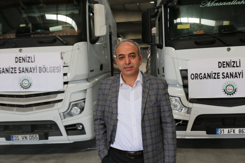 Denizli'de meslek lisesi öğretmen ve öğrencileri depremzedeler için çadır üretti