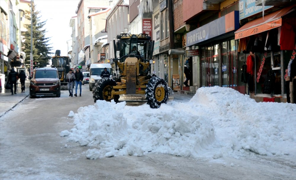 Doğu Anadolu'da gece en düşük sıcaklık sıfırın altında 19 derece ile Kars'ta ölçüldü