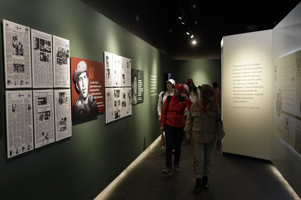 Eski Venezuela Devlet Başkanı Hugo Chavez, ölümünün 10. yılında anıldı