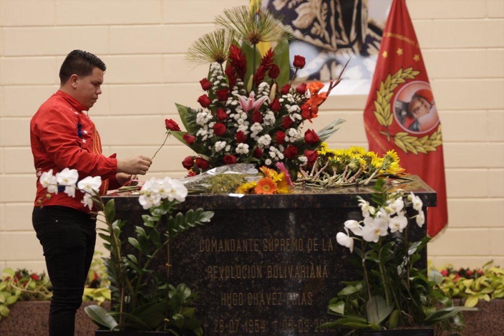 Eski Venezuela Devlet Başkanı Hugo Chavez, ölümünün 10. yılında anıldı