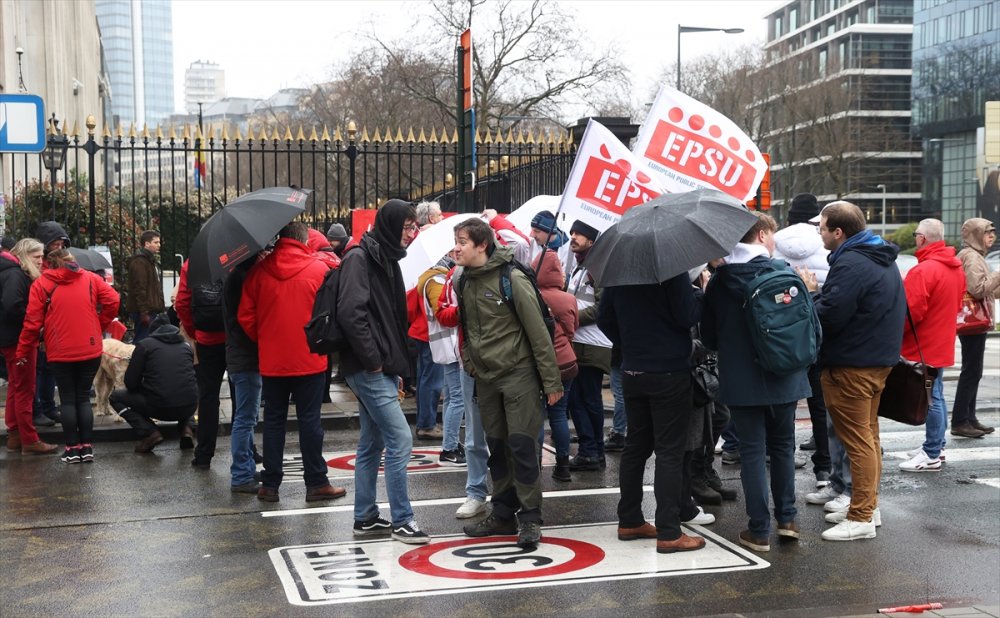 Belçika'da kamu çalışanları grevde
