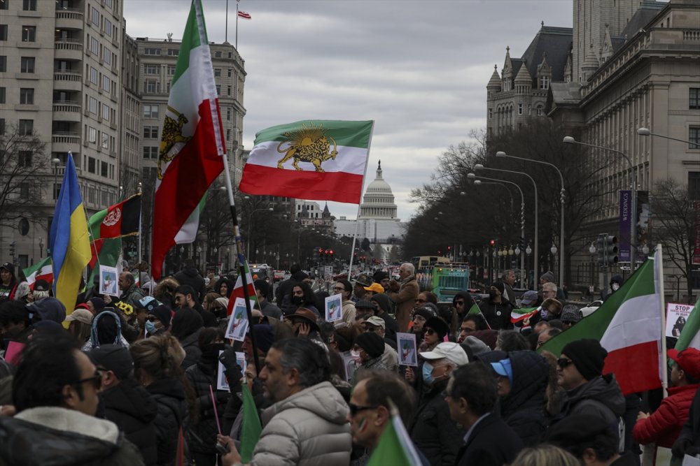 Washington'dan İran'daki protestolara destek yürüyüşü