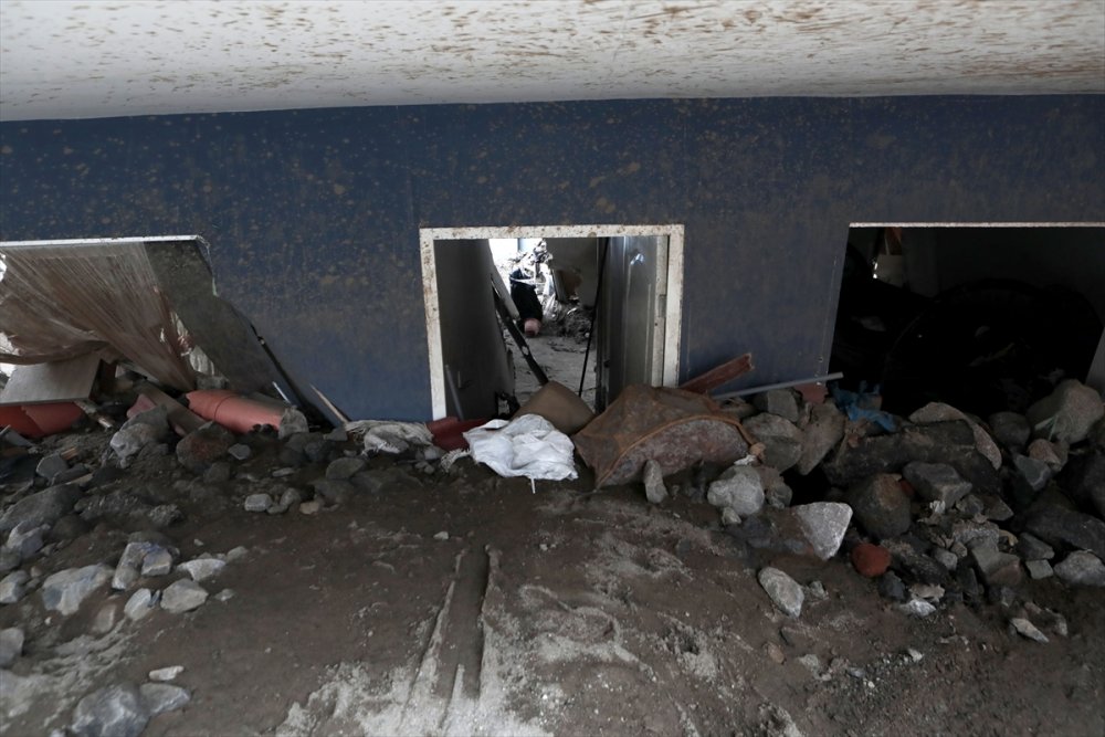 Peru'da Yaku Kasırgası'nın yol açtığı sellerde 65 kişi hayatını kaybetti